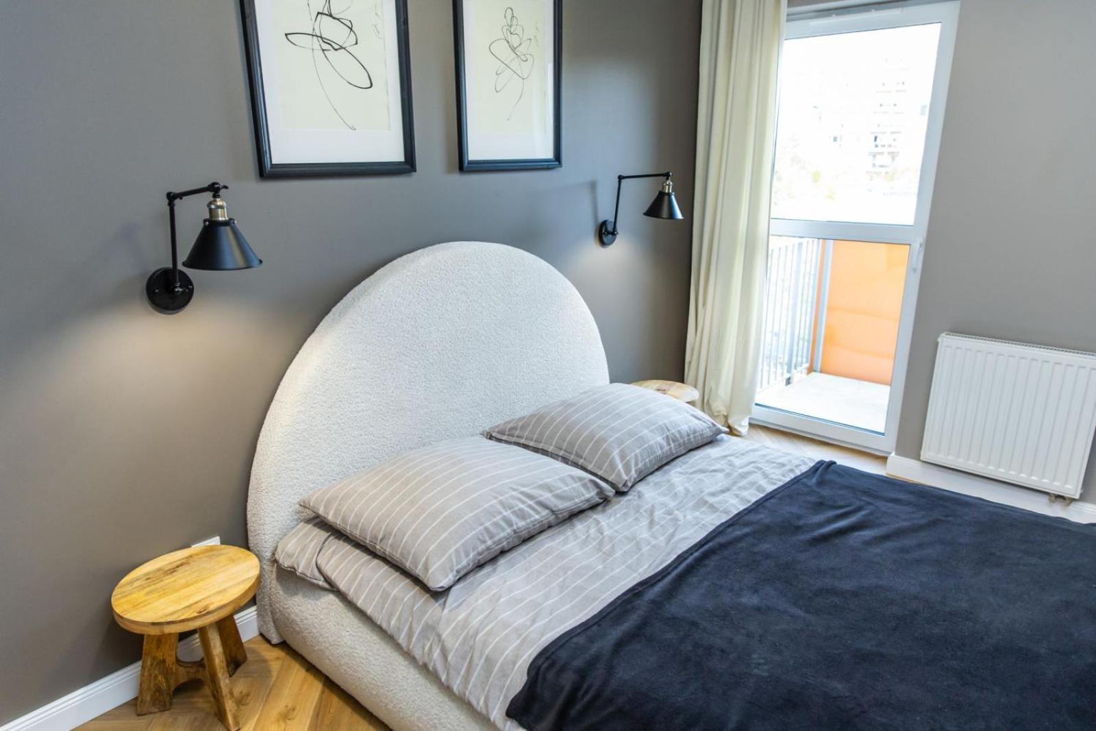 Solar Apartments I Stare Miasto 10Min I Priv Parking Free I Winda I Balkon Thorn Exterior foto